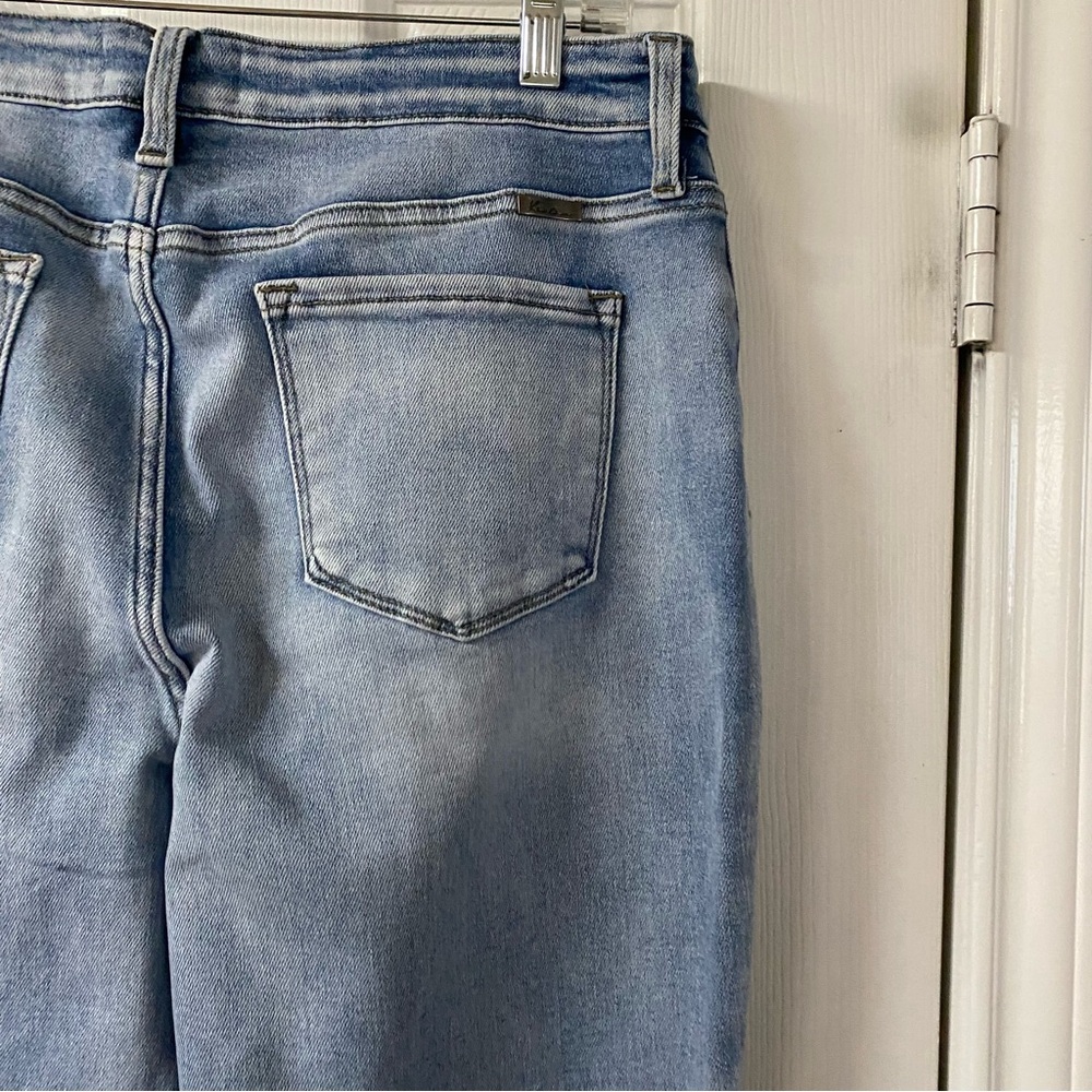KanCan High Rise Flare Leg Light Wash Blue Women's Cotton Blend Jeans Size 31” - Picture 9 of 15